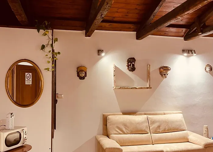 Fontana Nyaraló Iglesias